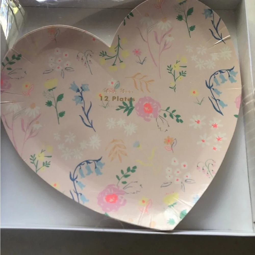 Meri Meri Heart Floral Paper Plates Cup Napkin Bundle Party Valentine Mom